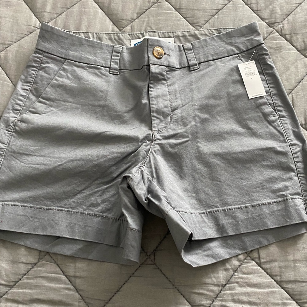 Old Navy Mid-Rise Everyday Shorts
